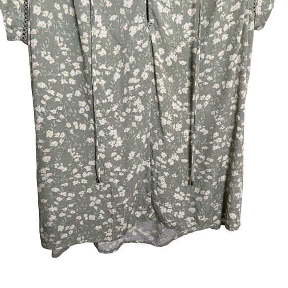 Buffalo David Bitton Blouse Women's Medium Green Floral V-Neck Short Sleeve Boho - Picture 3 of 8